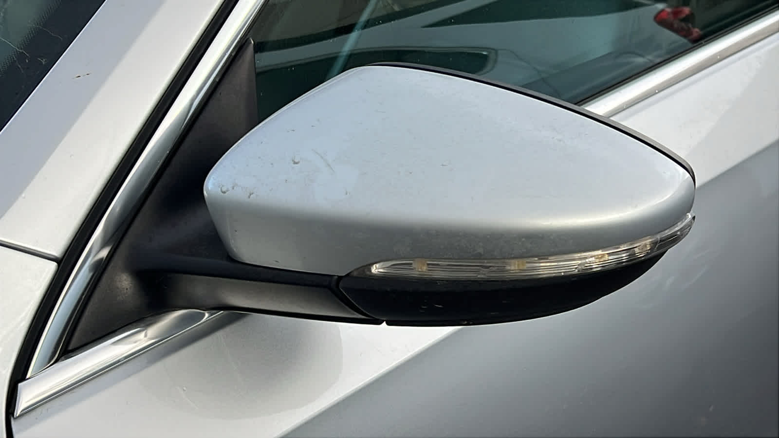 Thumbnail: 2016 Volkswagen Passat - 21