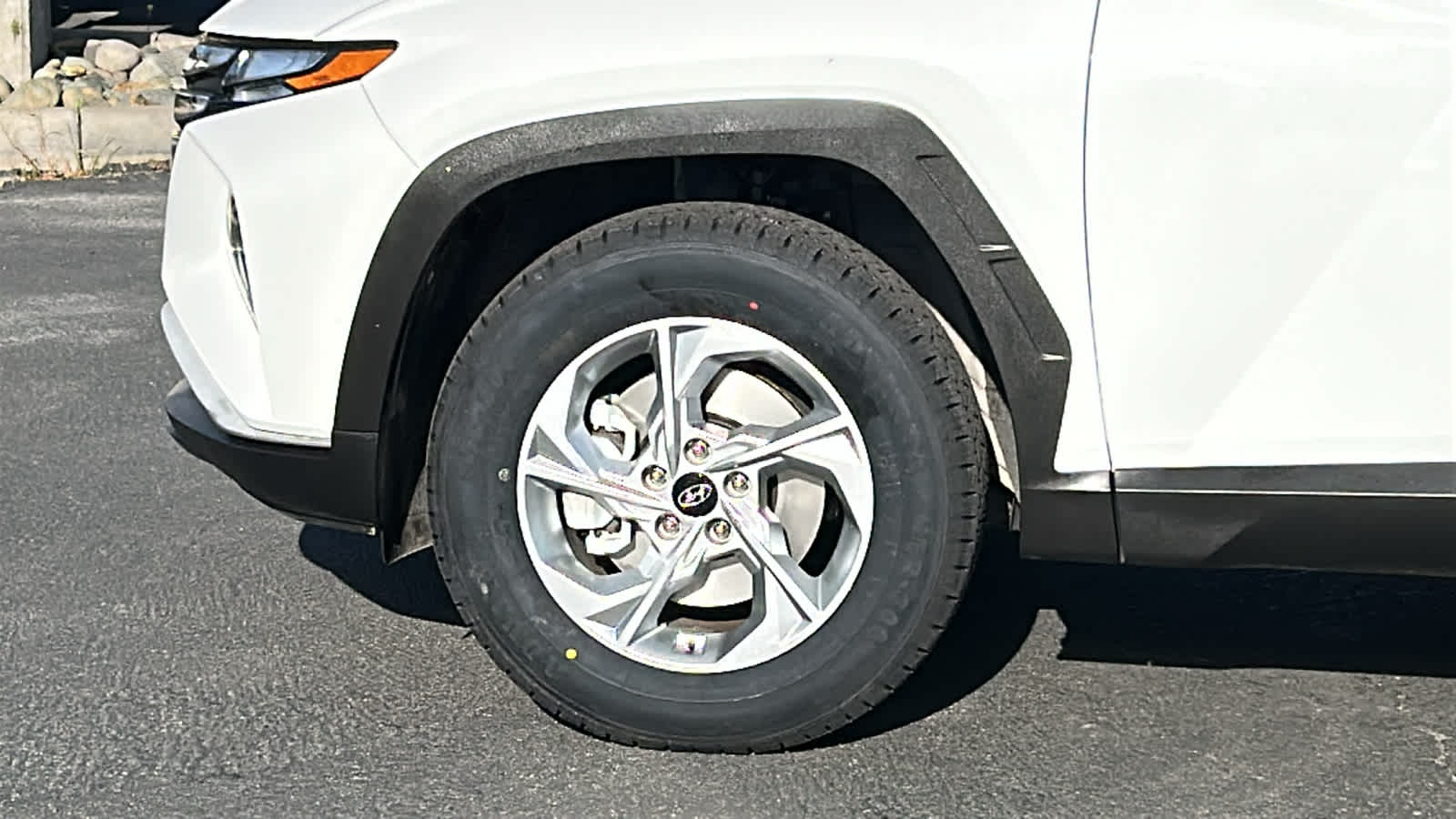 Thumbnail: 2023 Hyundai Tucson - 9