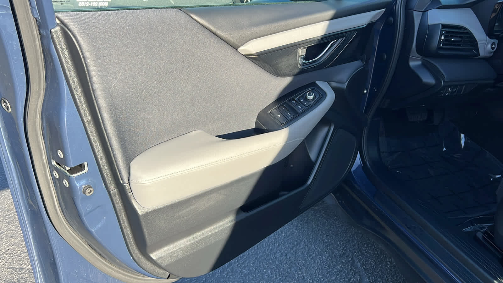 Thumbnail: 2025 Subaru Outback - 23