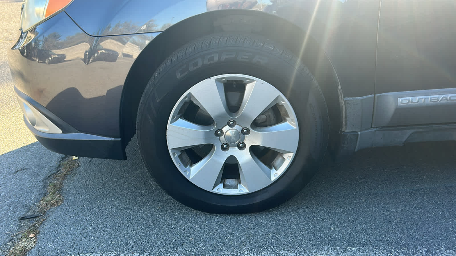 Thumbnail: 2011 Subaru Outback - 4