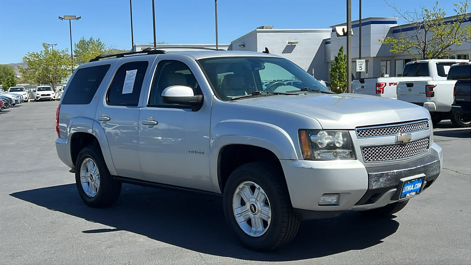 Thumbnail: 2011 Chevrolet Tahoe - 3