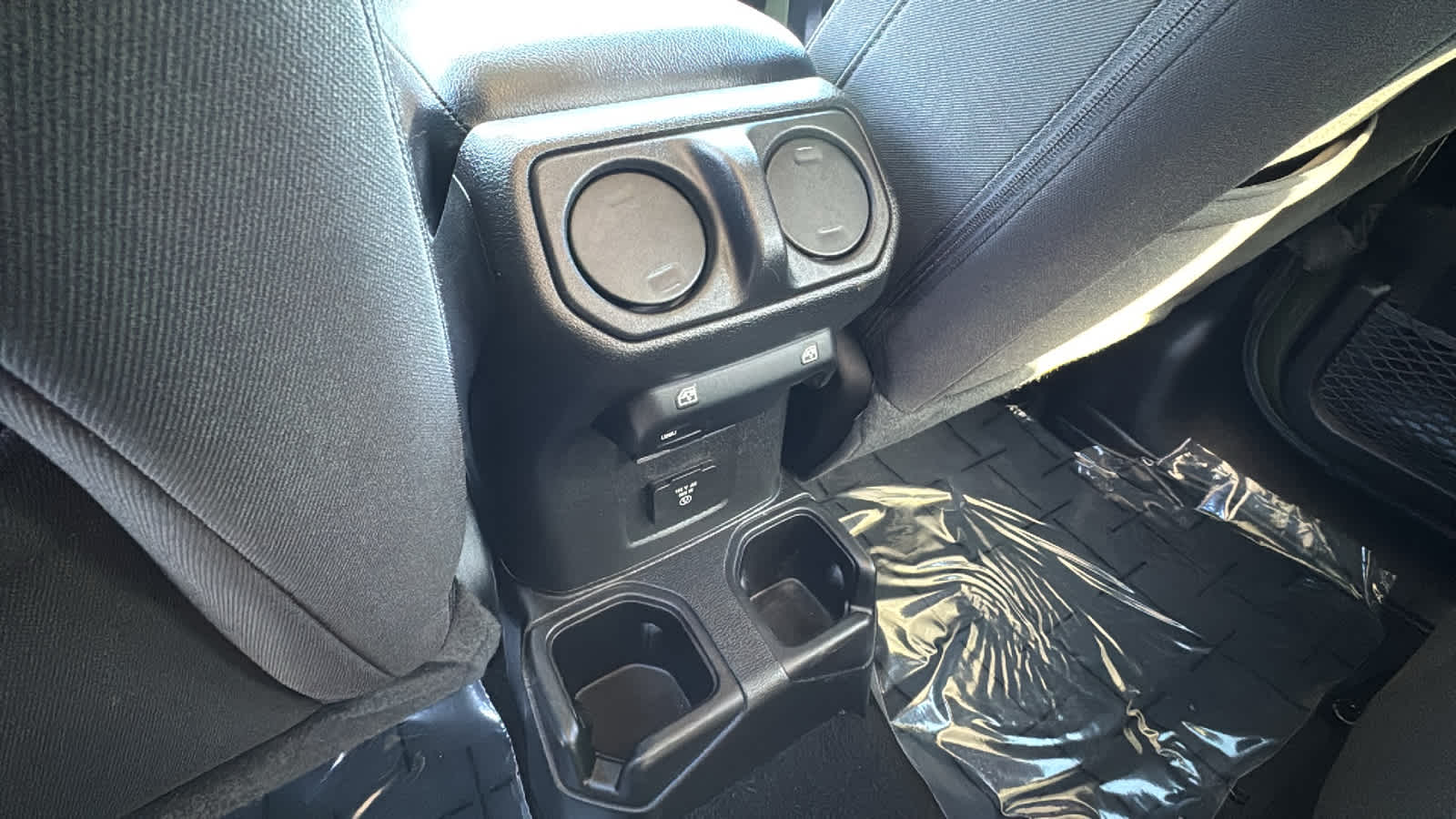 Thumbnail: 2023 Jeep Wrangler - 25