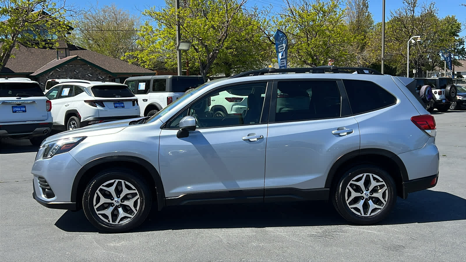 Thumbnail: 2023 Subaru Forester - 9