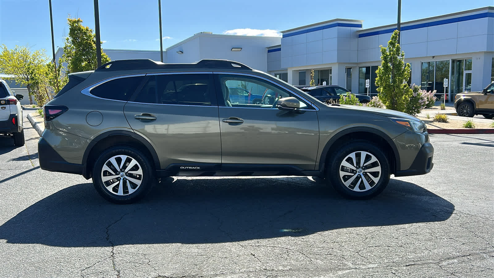 Thumbnail: 2020 Subaru Outback - 4
