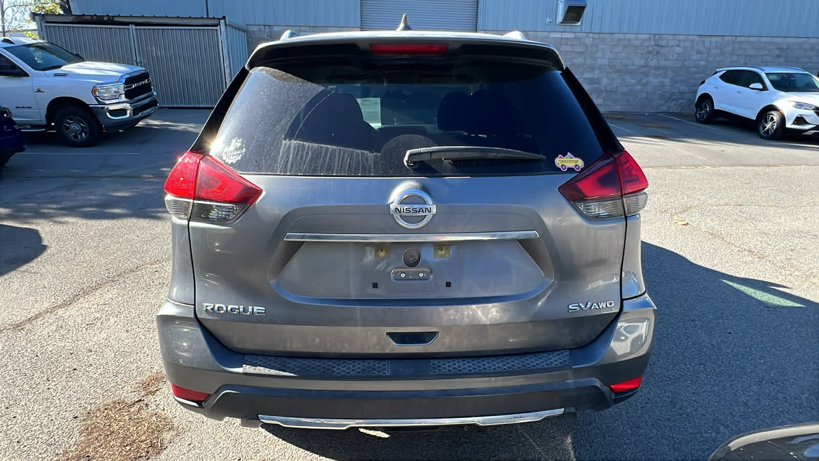 Thumbnail: 2017 Nissan Rogue - 13