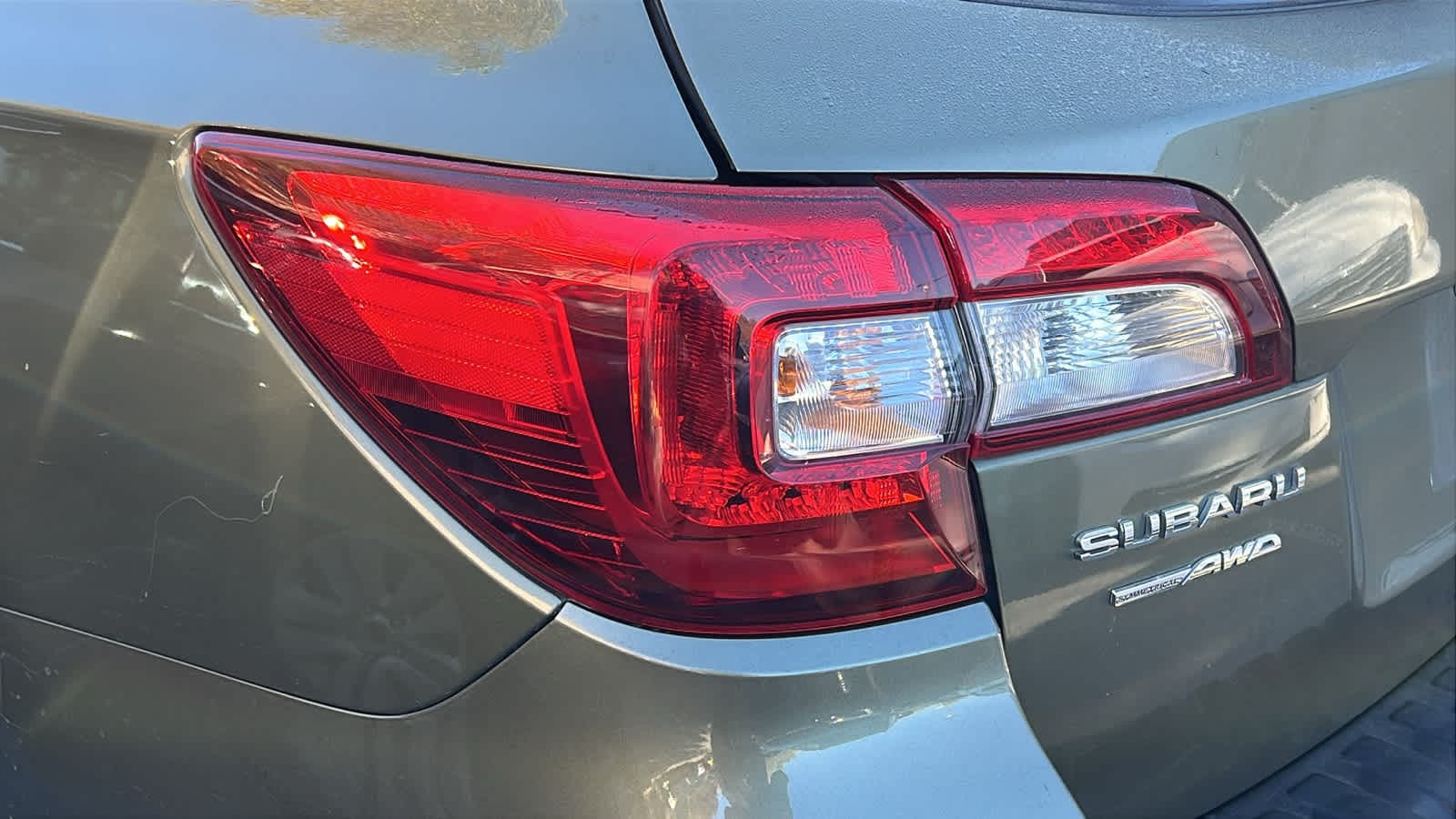 Thumbnail: 2015 Subaru Outback - 17