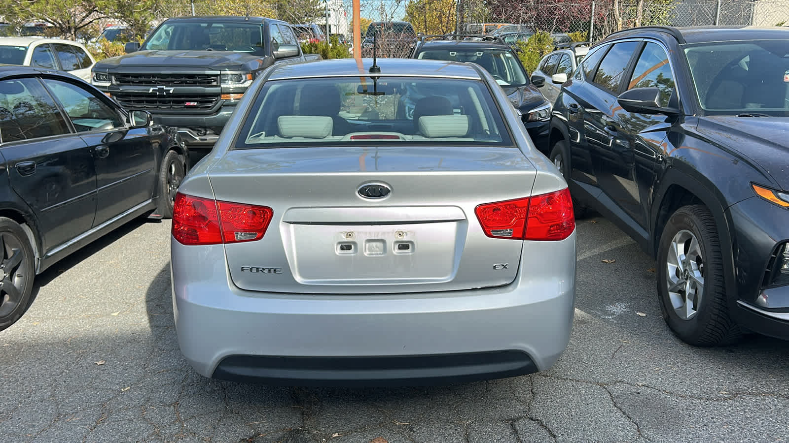 Thumbnail: 2011 Kia Forte - 14