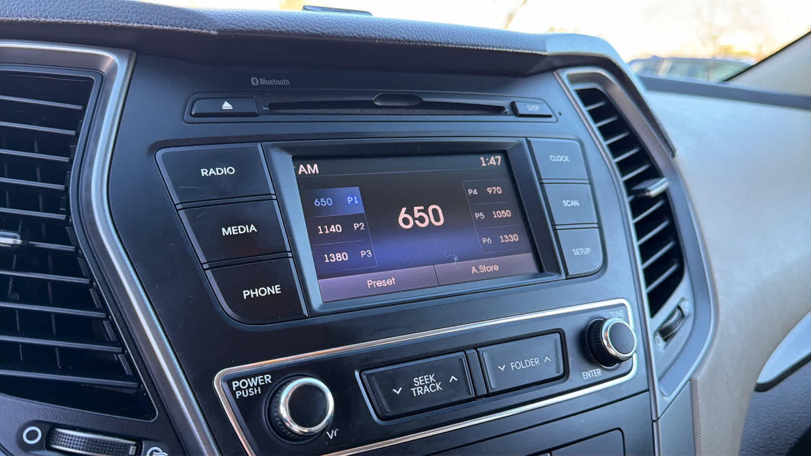 Thumbnail: 2018 Hyundai Santa Fe - 15