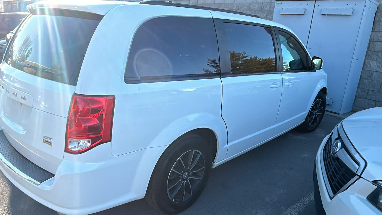 Thumbnail: 2018 Dodge Grand Caravan - 15