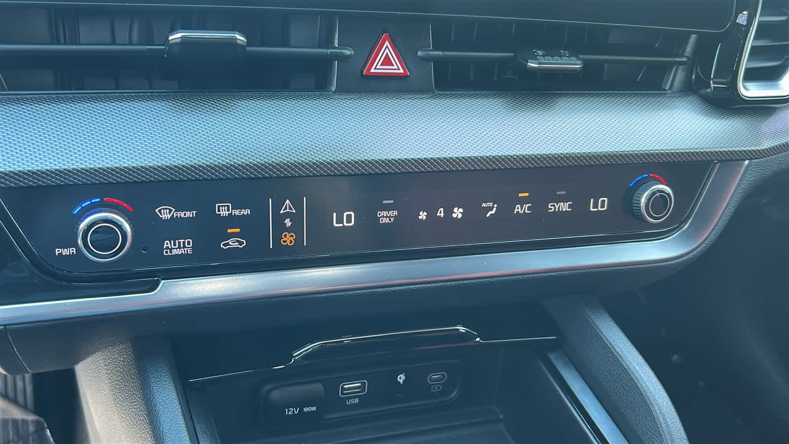 Thumbnail: 2025 Kia Sportage - 14