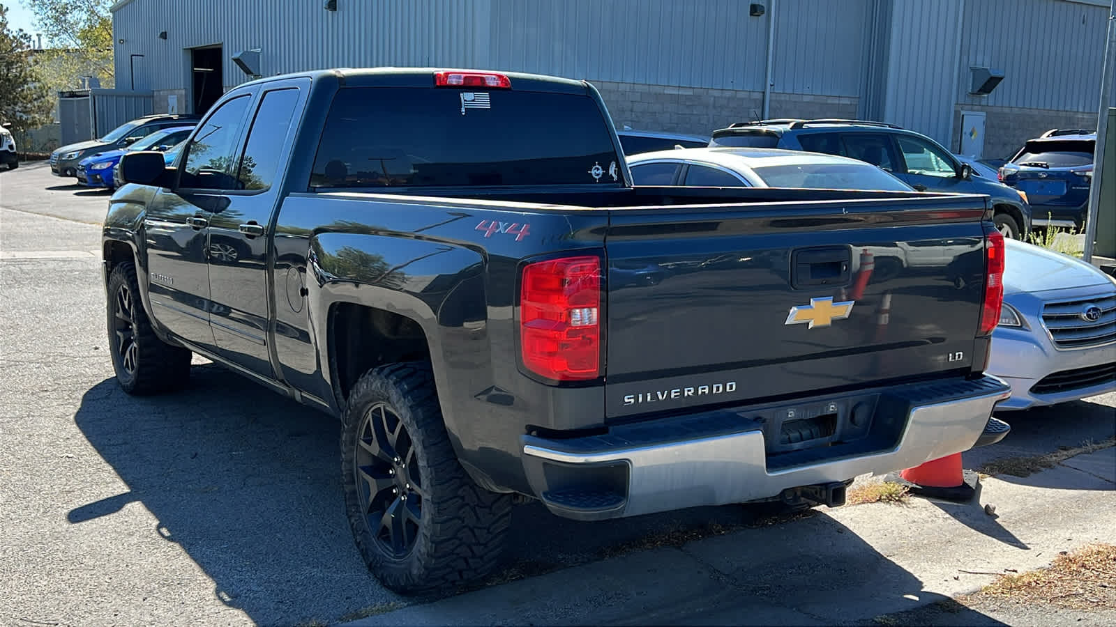 Thumbnail: 2019 Chevrolet Silverado 1500 - 13