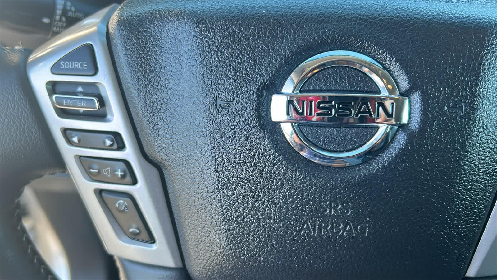 Thumbnail: 2017 Nissan Titan - 19