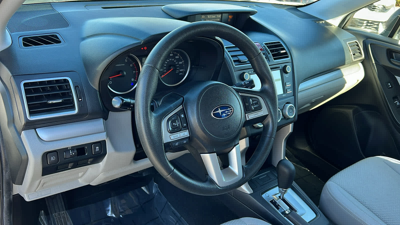 Thumbnail: 2017 Subaru Forester - 10