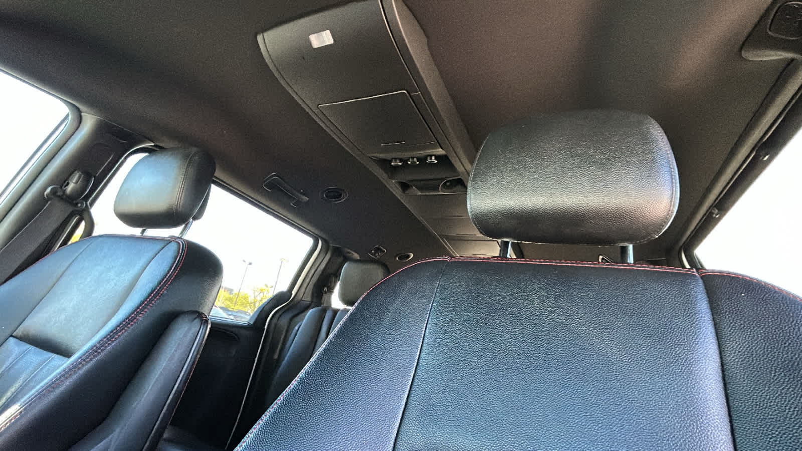 Thumbnail: 2018 Dodge Grand Caravan - 11