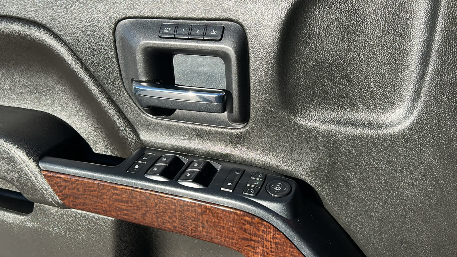 Thumbnail: 2018 GMC Sierra 1500 - 22