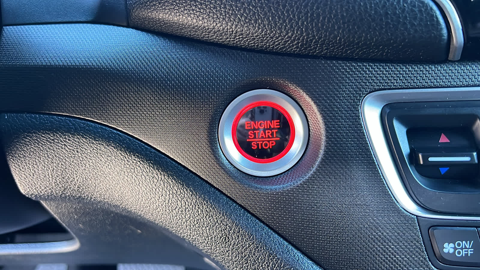 Thumbnail: 2022 Honda Passport - 17