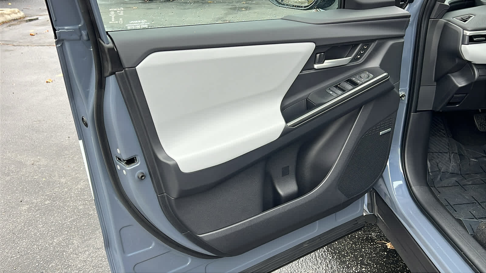 Thumbnail: 2026 Subaru Solterra - 23