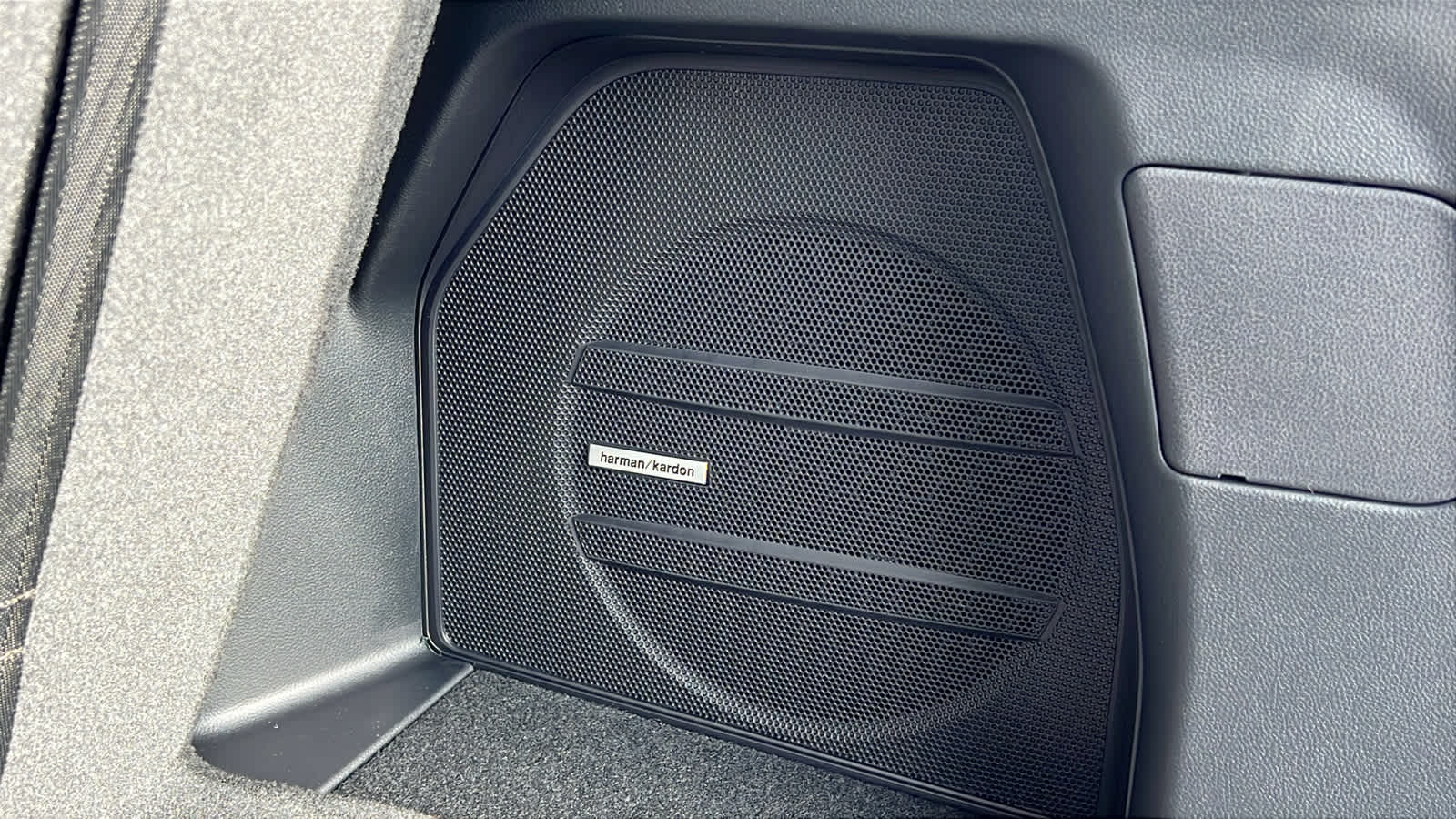 Thumbnail: 2026 Subaru Ascent - 31