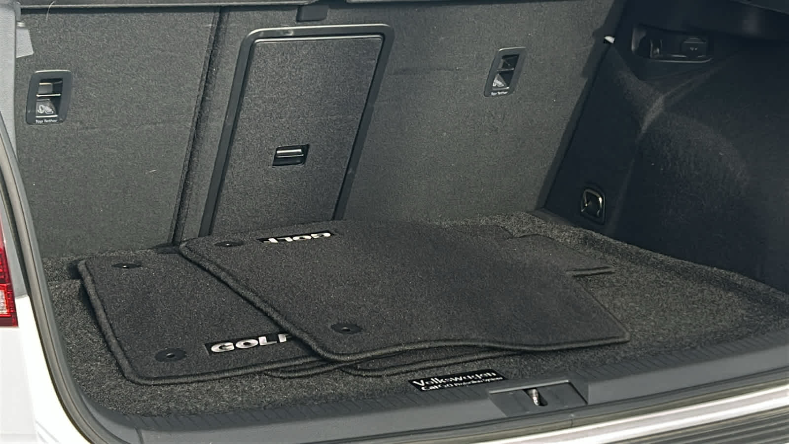 Thumbnail: 2020 Volkswagen Golf - 27
