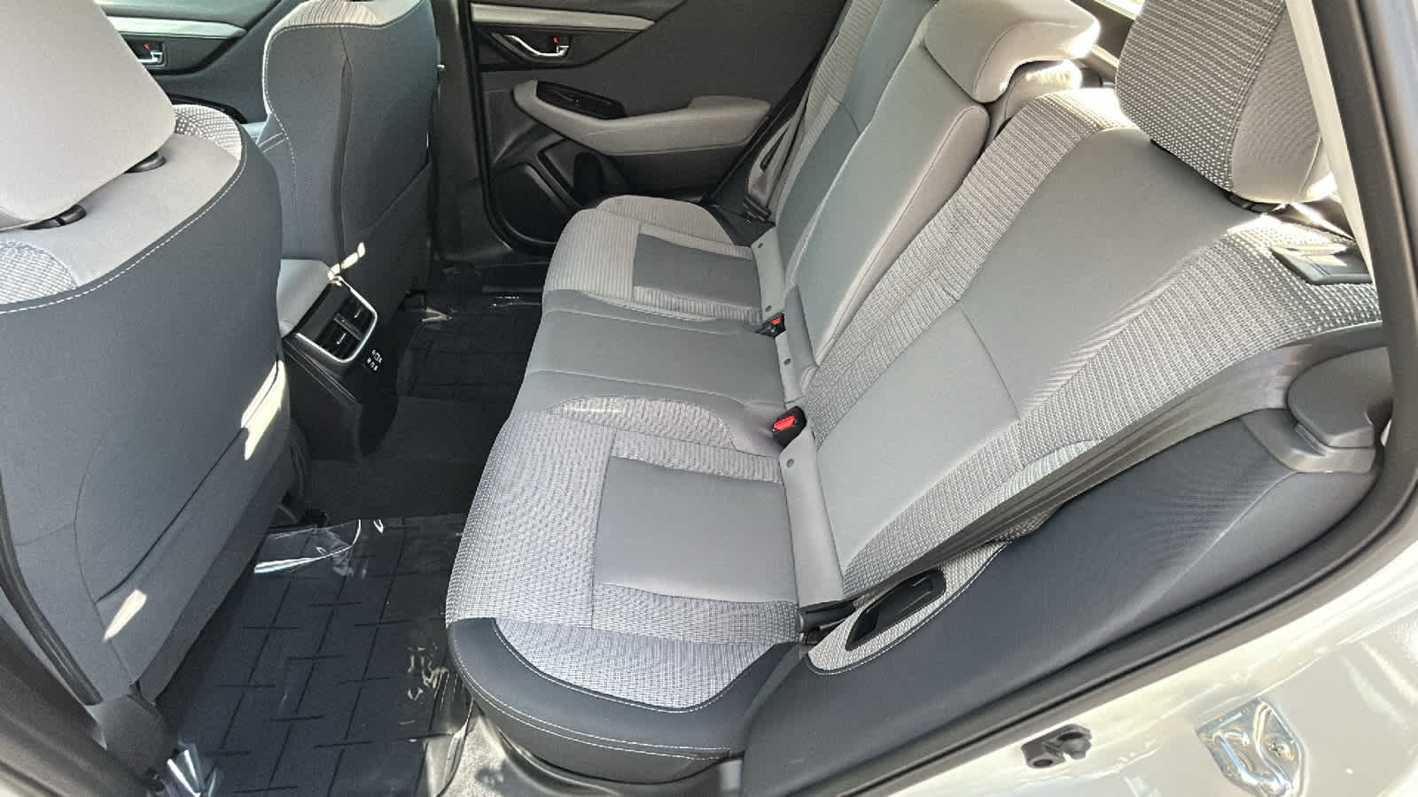 Thumbnail: 2025 Subaru Outback - 25