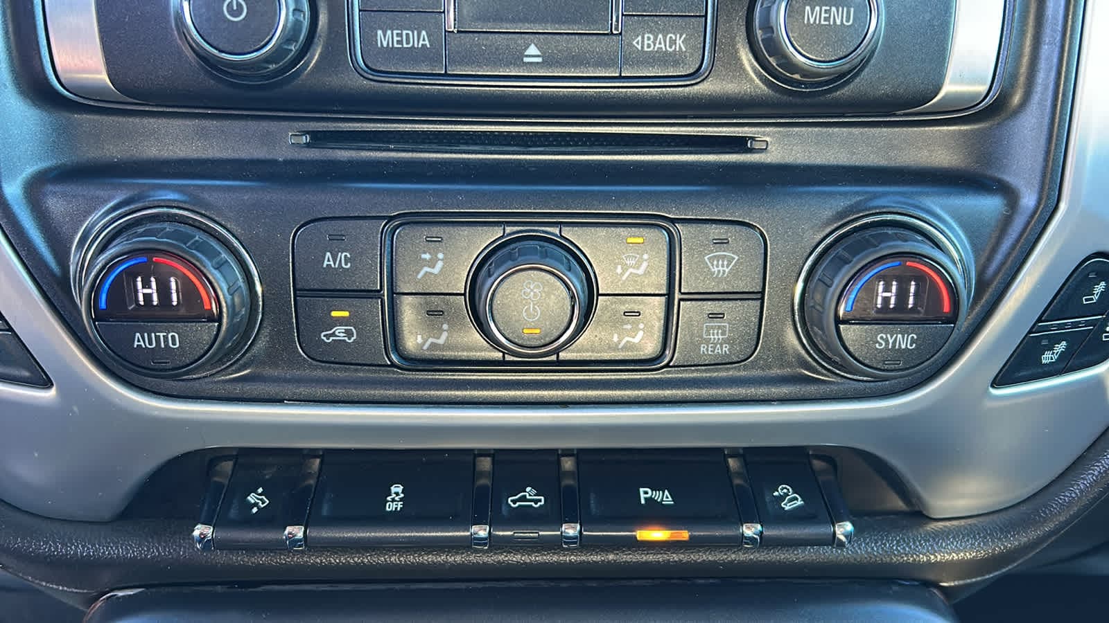 Thumbnail: 2018 GMC Sierra 1500 - 14