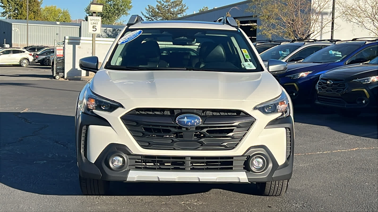 2024 Subaru Outback Touring XT photo 2