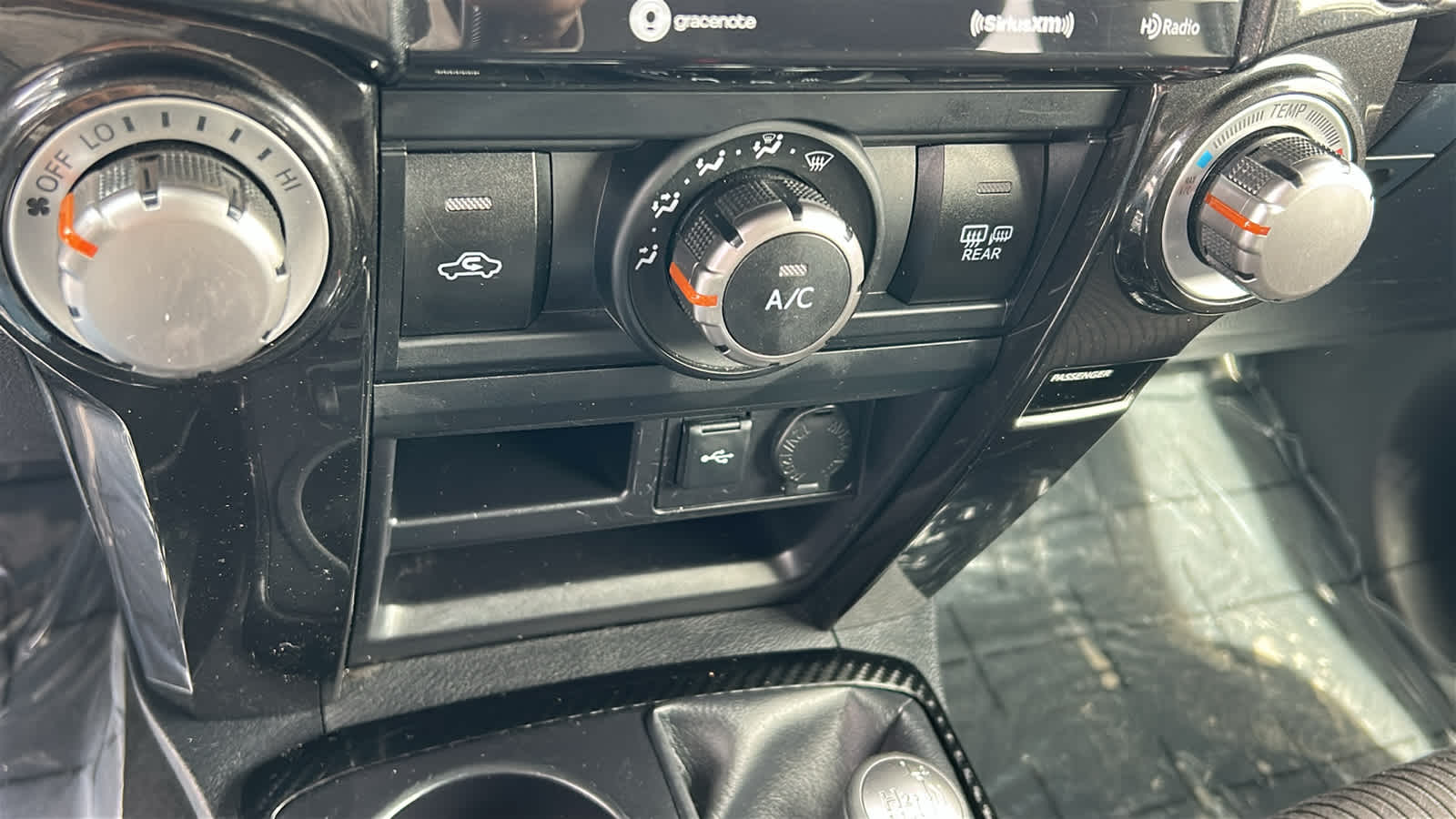 Thumbnail: 2021 Toyota 4Runner - 14