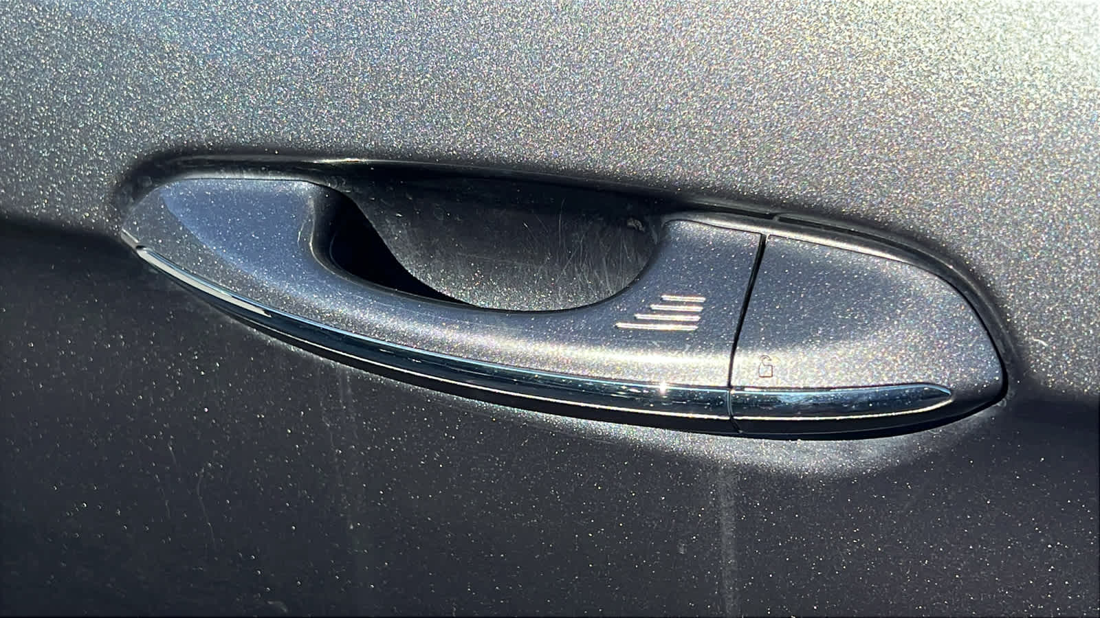 Thumbnail: 2016 Ford Edge - 17