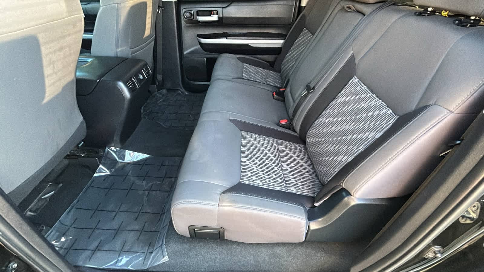 Thumbnail: 2018 Toyota Tundra - 23