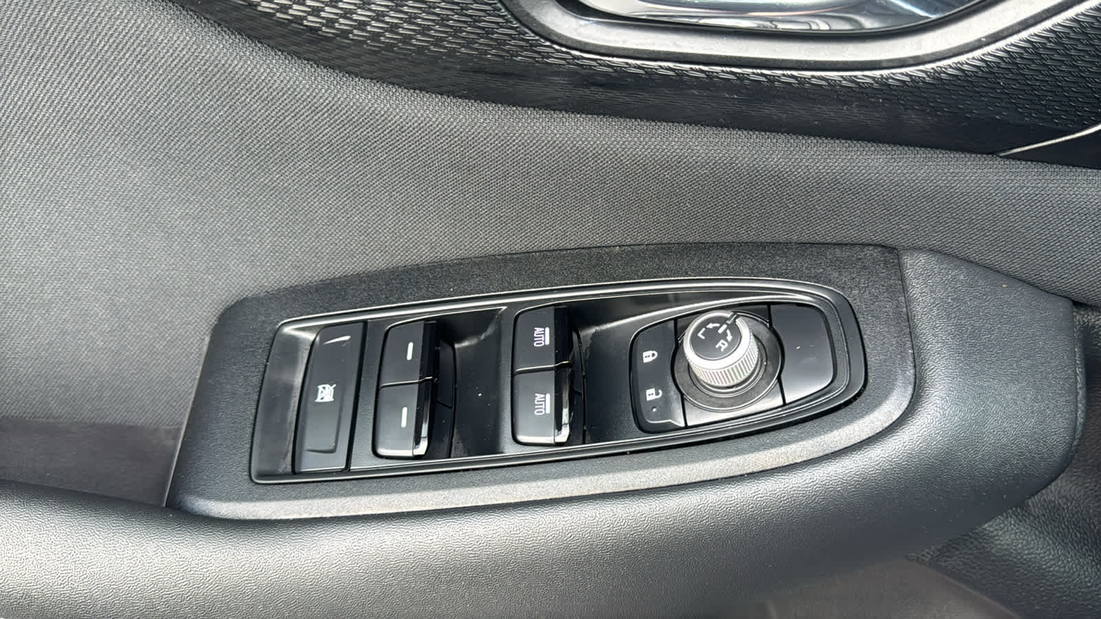 Thumbnail: 2025 Subaru Outback - 23