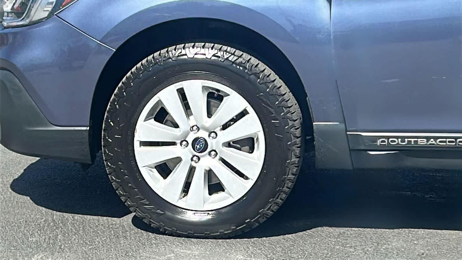 Thumbnail: 2018 Subaru Outback - 9