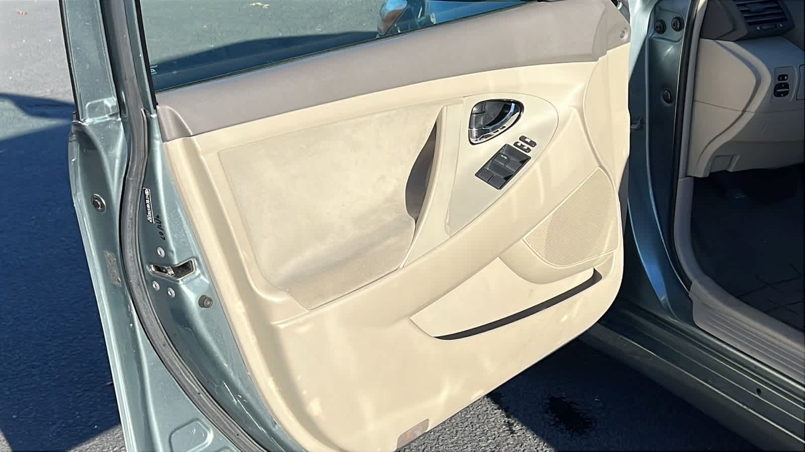 Thumbnail: 2007 Toyota Camry - 23