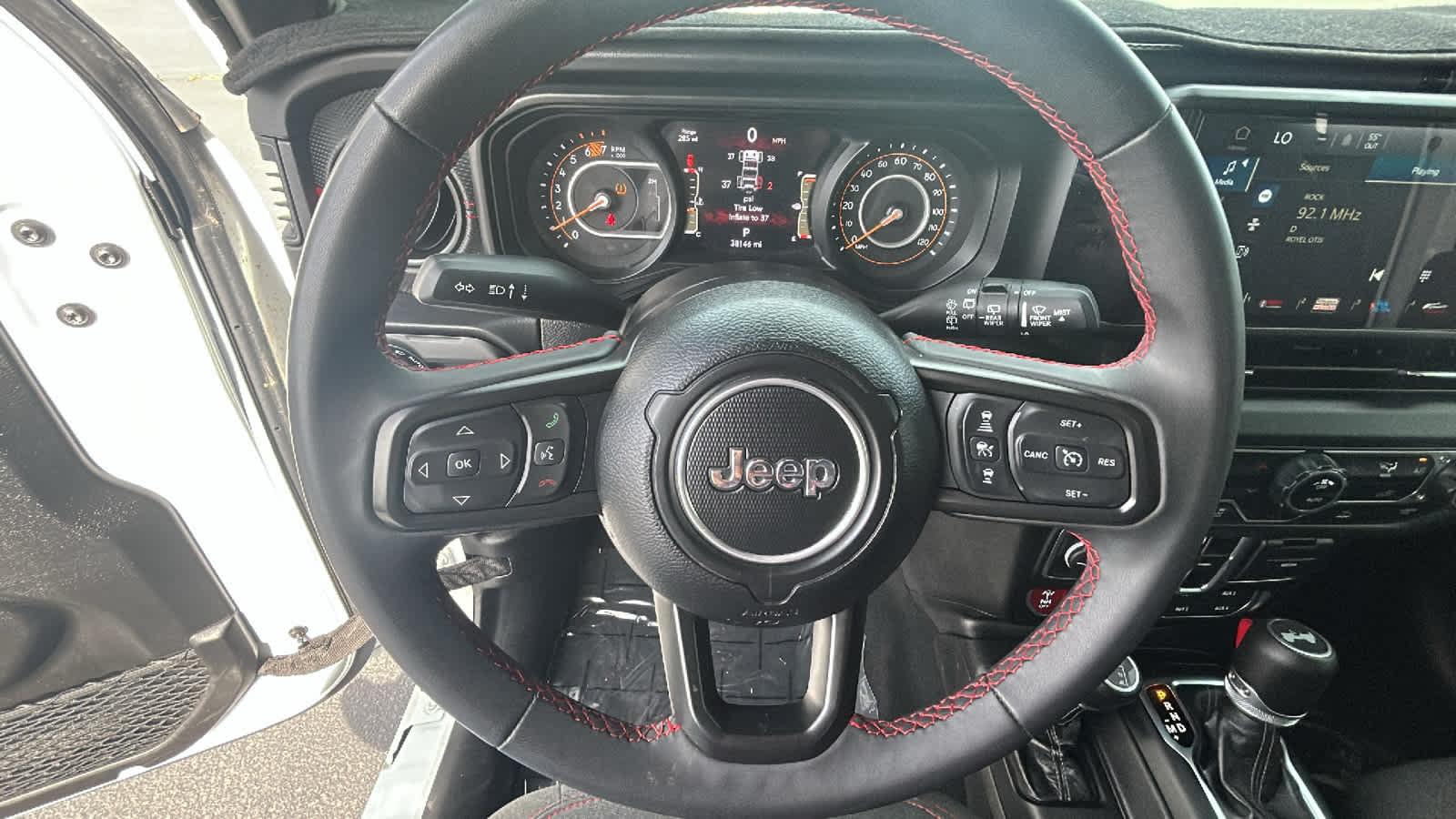 Thumbnail: 2024 Jeep Wrangler - 18