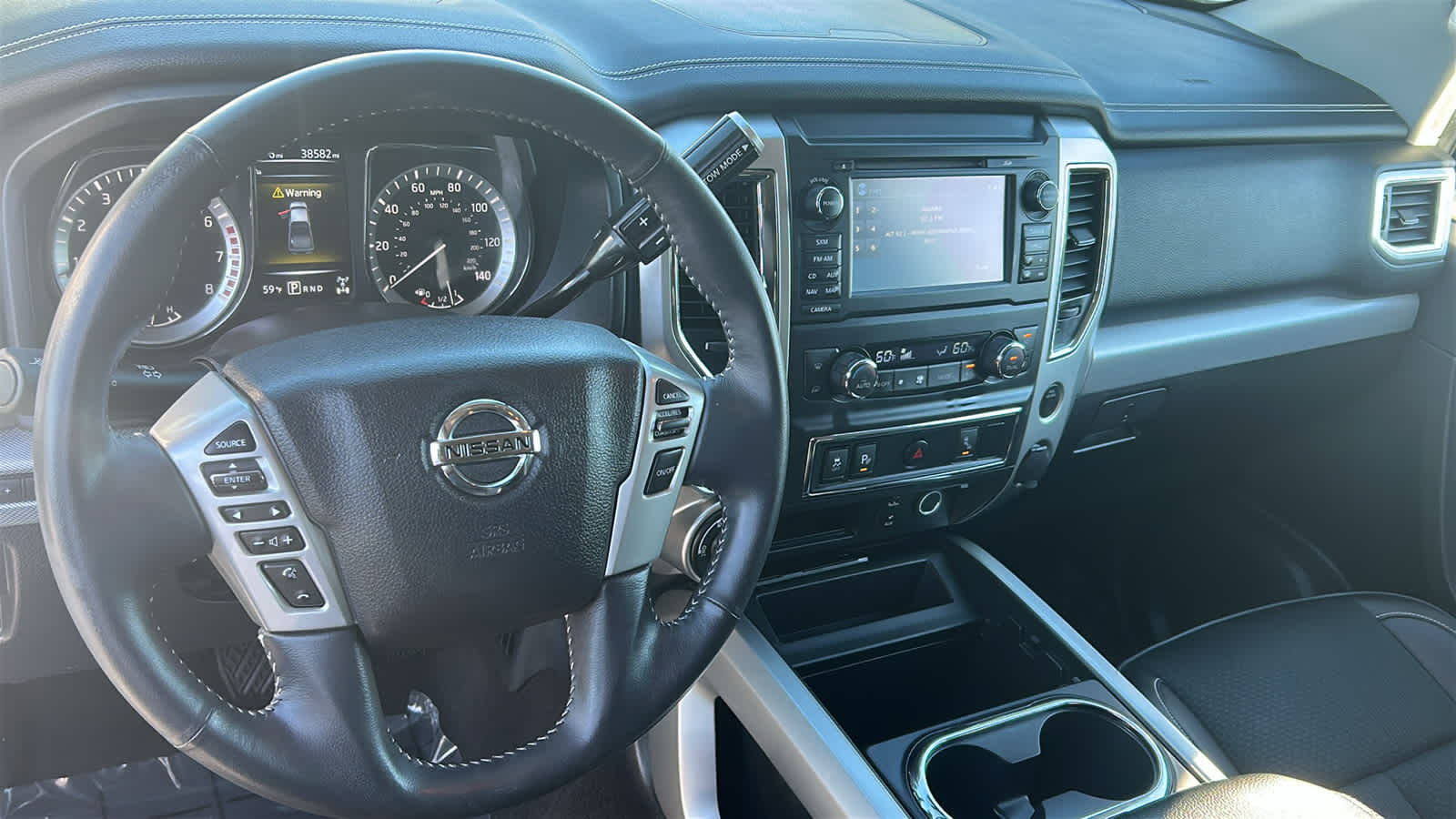 Thumbnail: 2017 Nissan Titan - 10