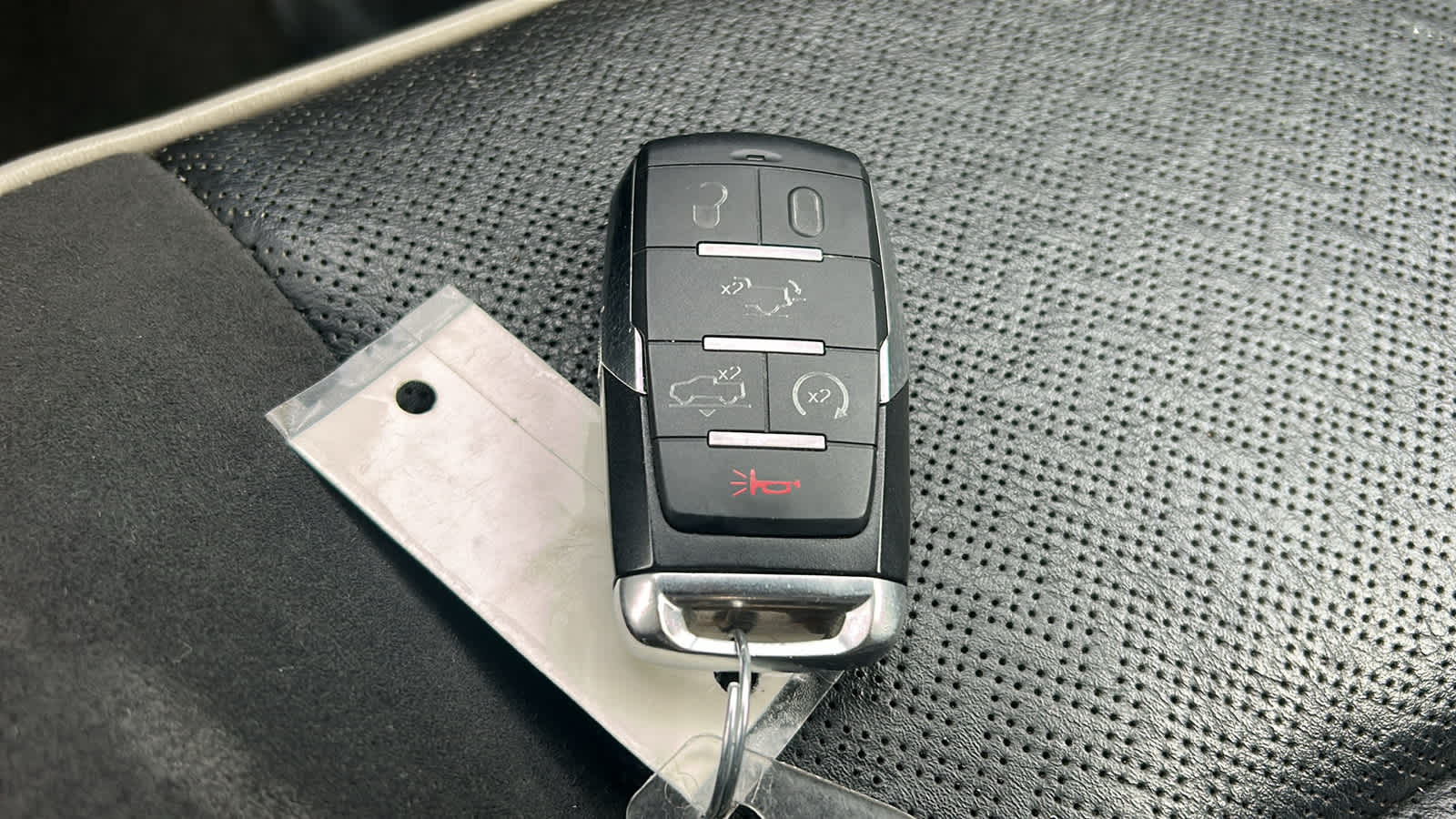 Thumbnail: 2023 RAM 1500 - 29