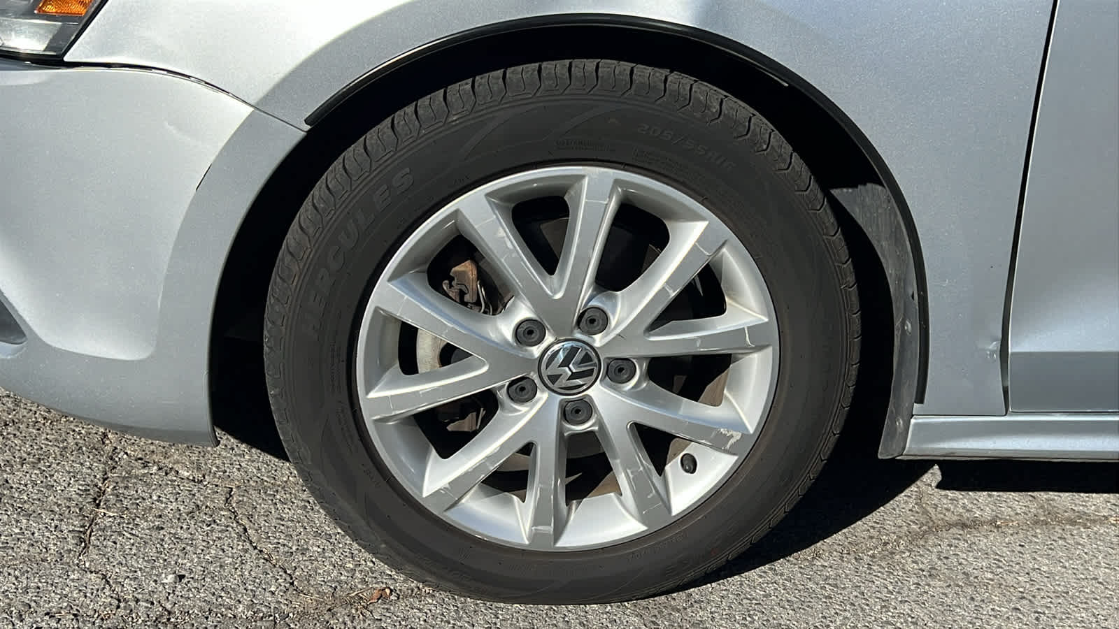 Thumbnail: 2012 Volkswagen Jetta - 14