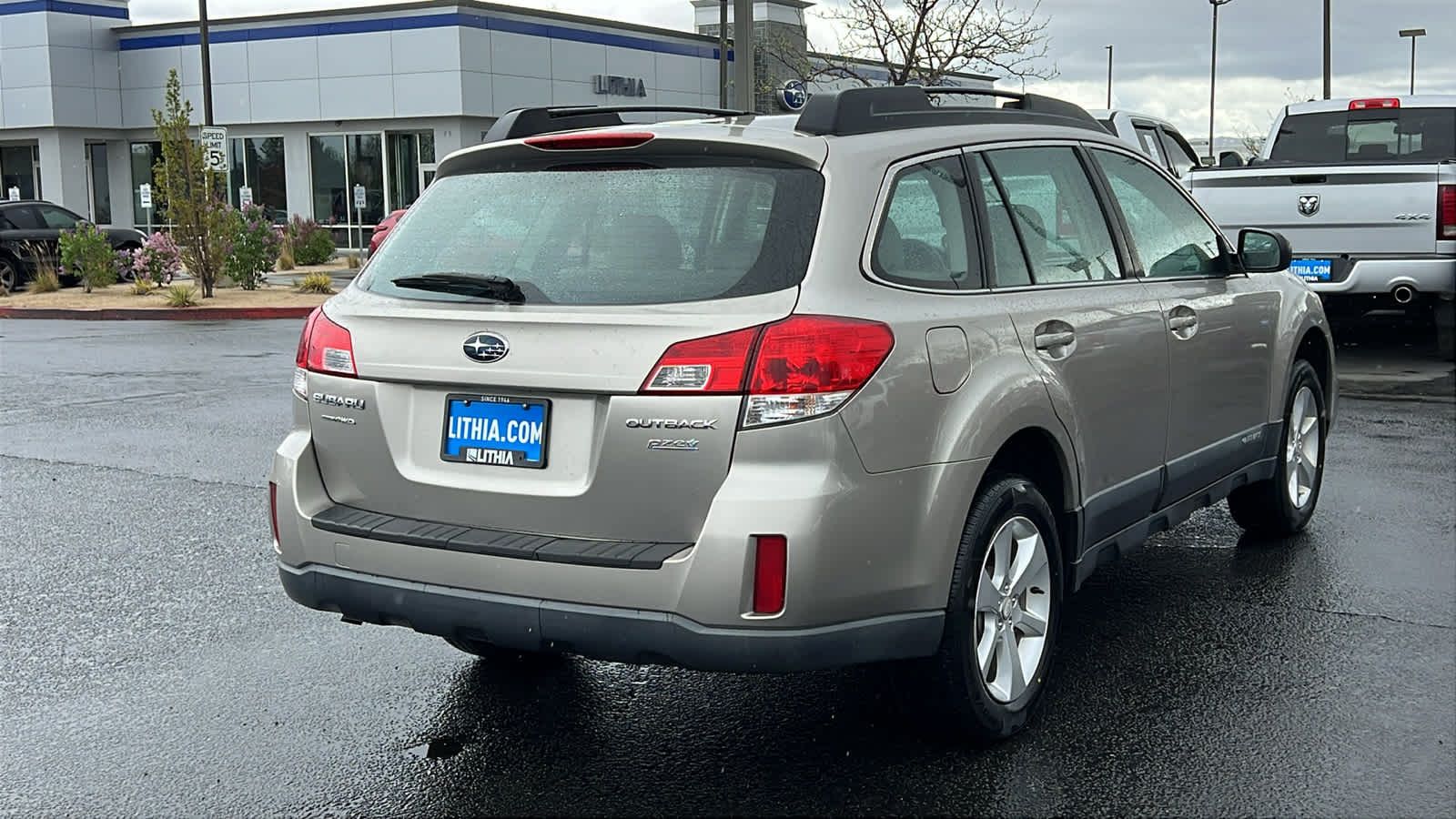 Thumbnail: 2014 Subaru Outback - 5