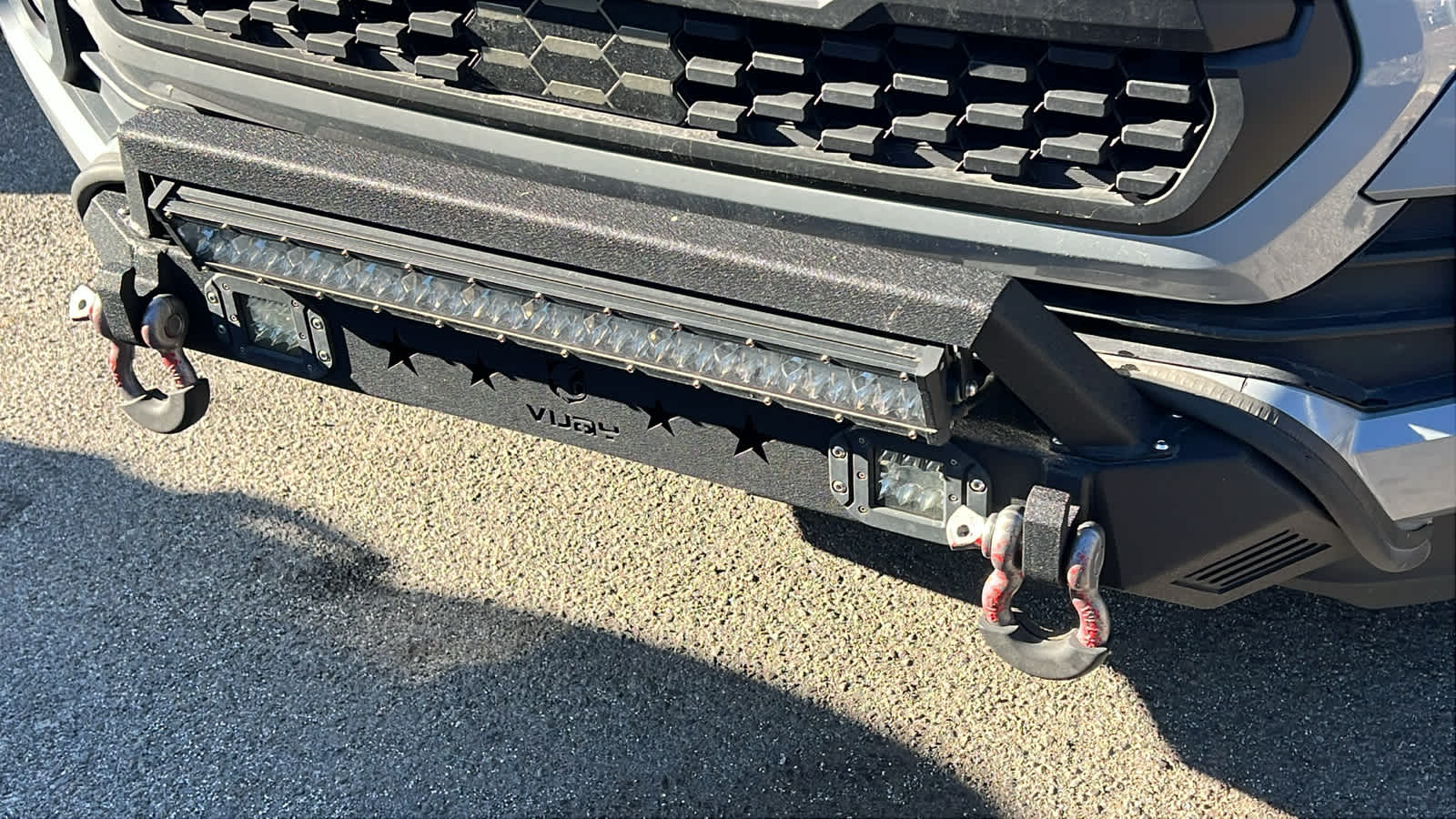 Thumbnail: 2020 Toyota Tacoma - 3