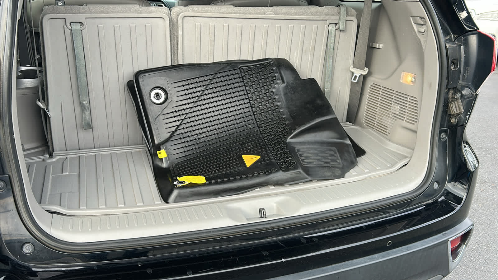 Thumbnail: 2018 Toyota Highlander - 27