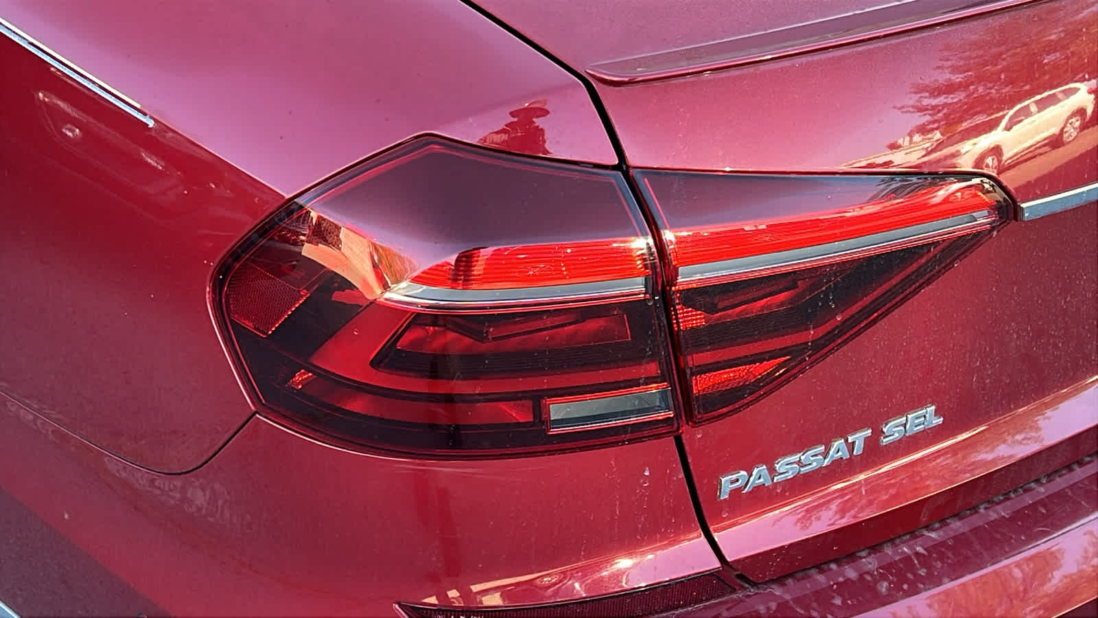 Thumbnail: 2017 Volkswagen Passat - 16