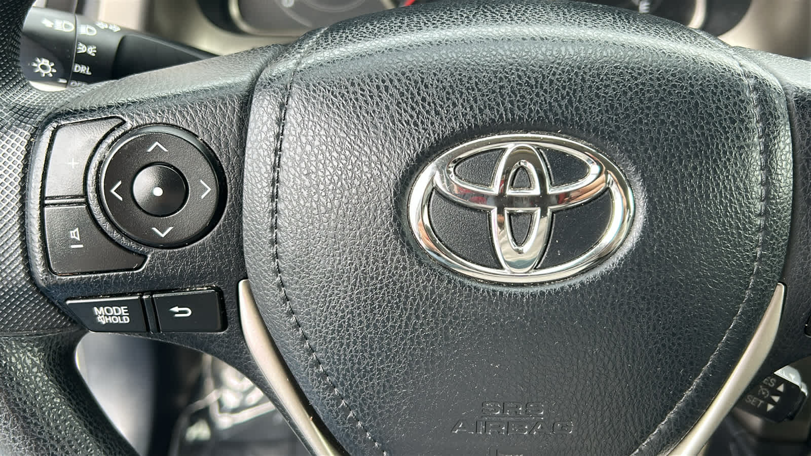 Thumbnail: 2014 Toyota RAV4 - 19
