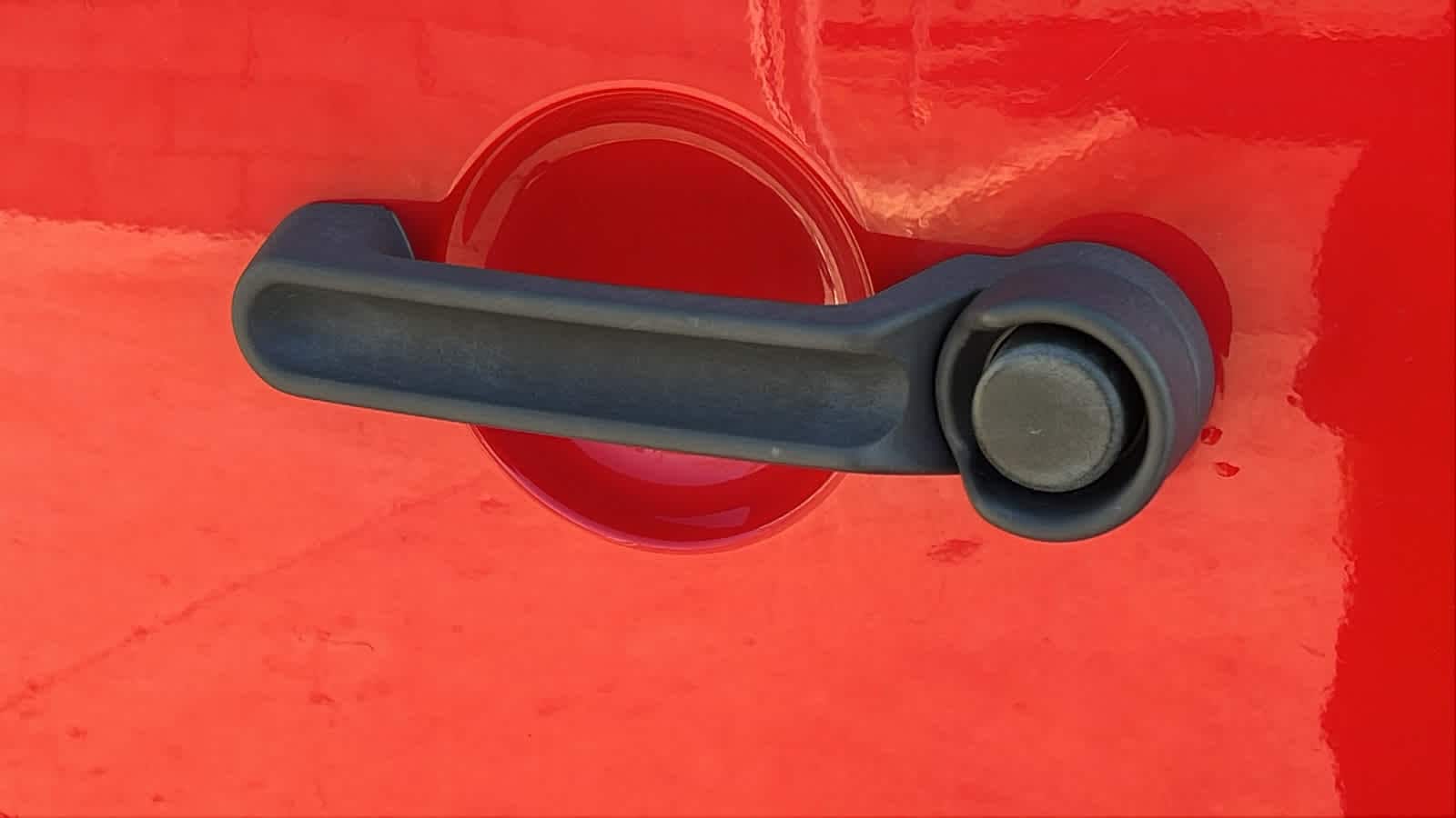 Thumbnail: 2017 Jeep Wrangler - 16