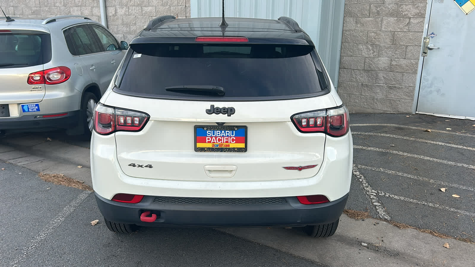 Thumbnail: 2020 Jeep Compass - 14