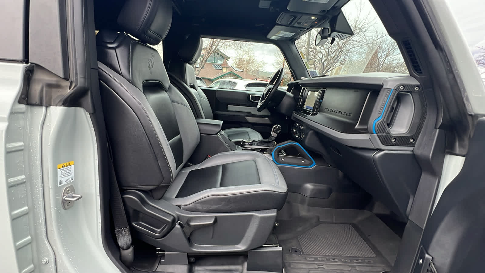 Thumbnail: 2022 Ford Bronco - 14