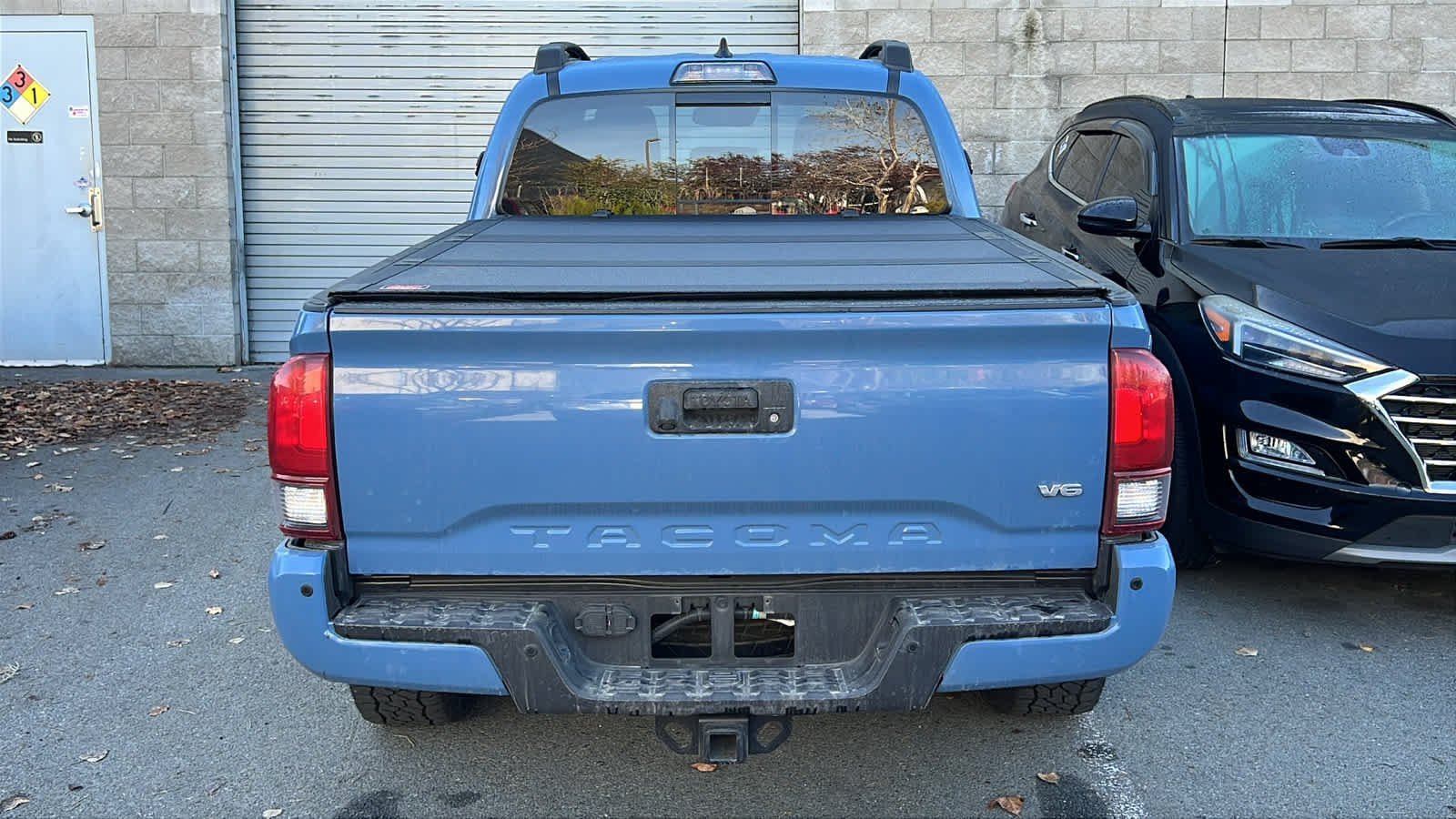 Thumbnail: 2019 Toyota Tacoma - 14