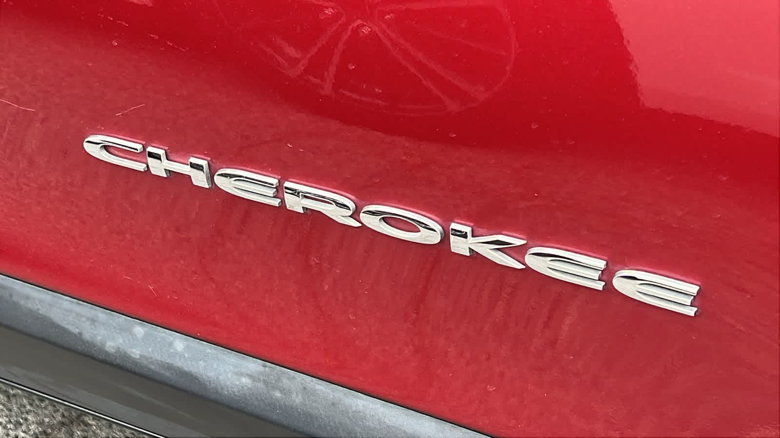 Thumbnail: 2017 Jeep Cherokee - 7