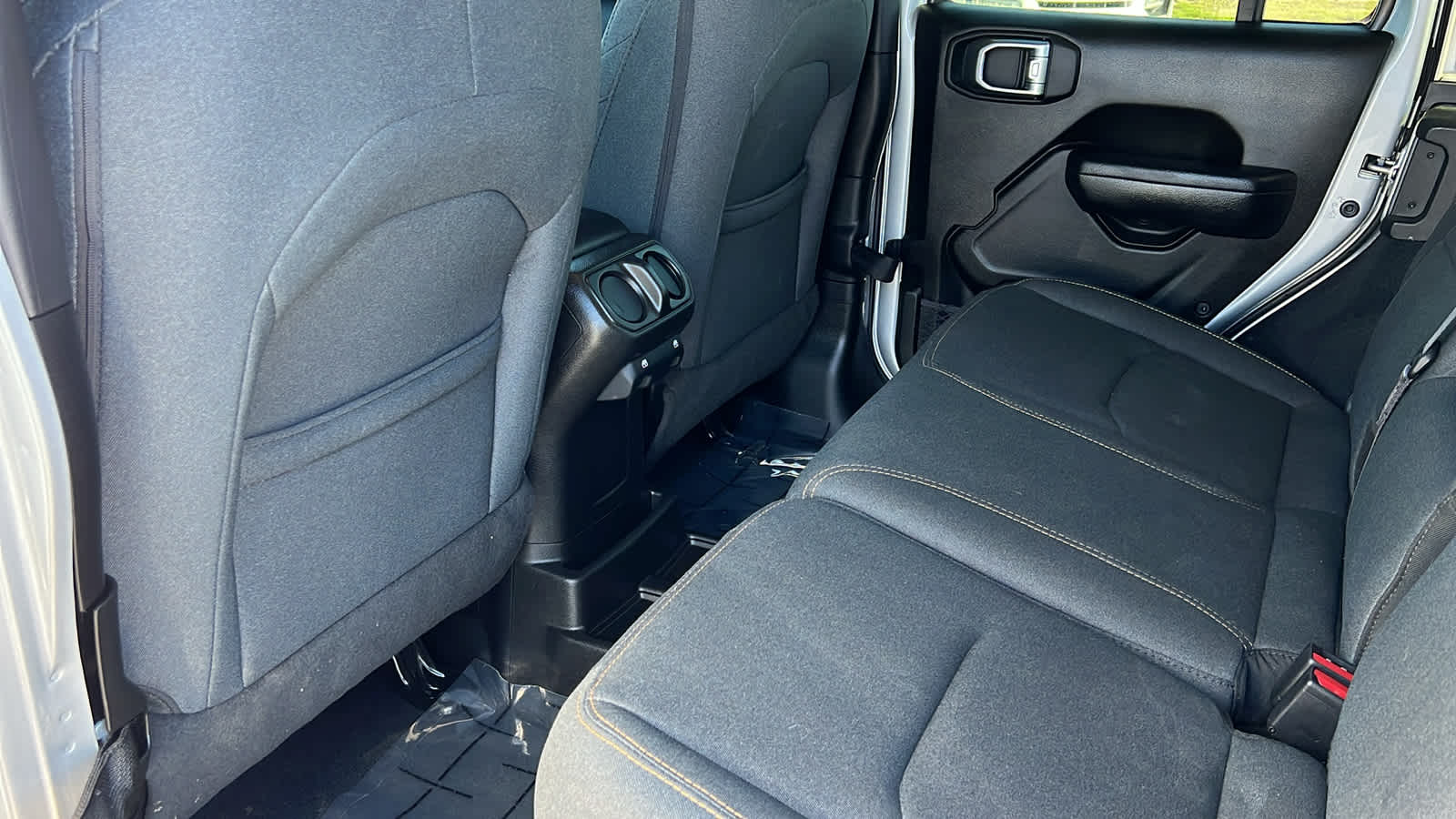 Thumbnail: 2024 Jeep Wrangler - 24