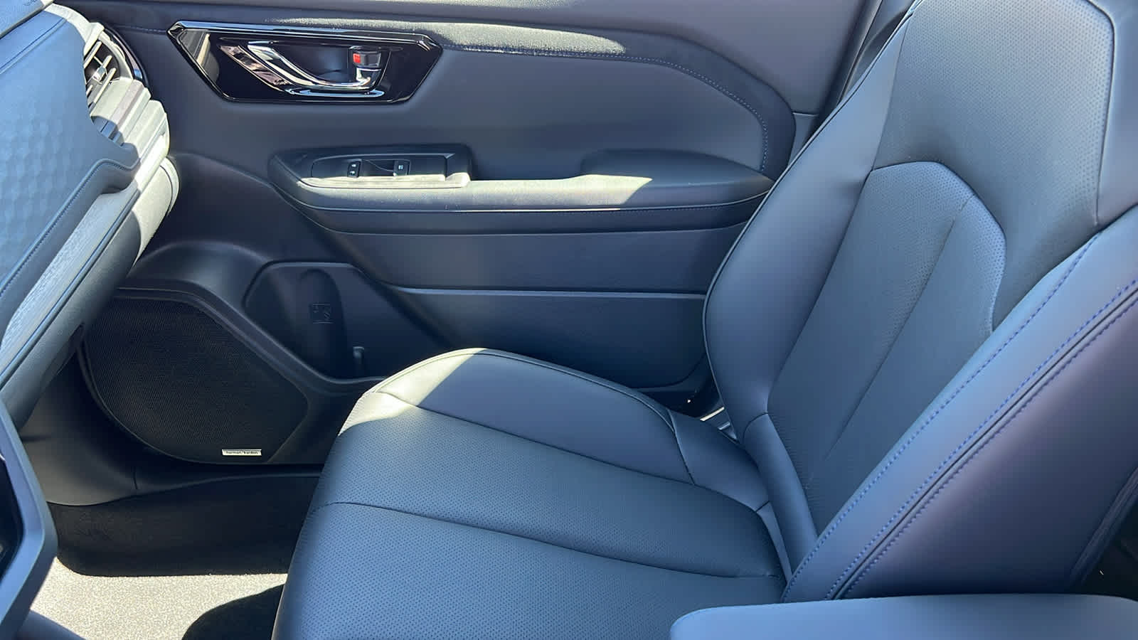 Thumbnail: 2026 Subaru Forester - 12