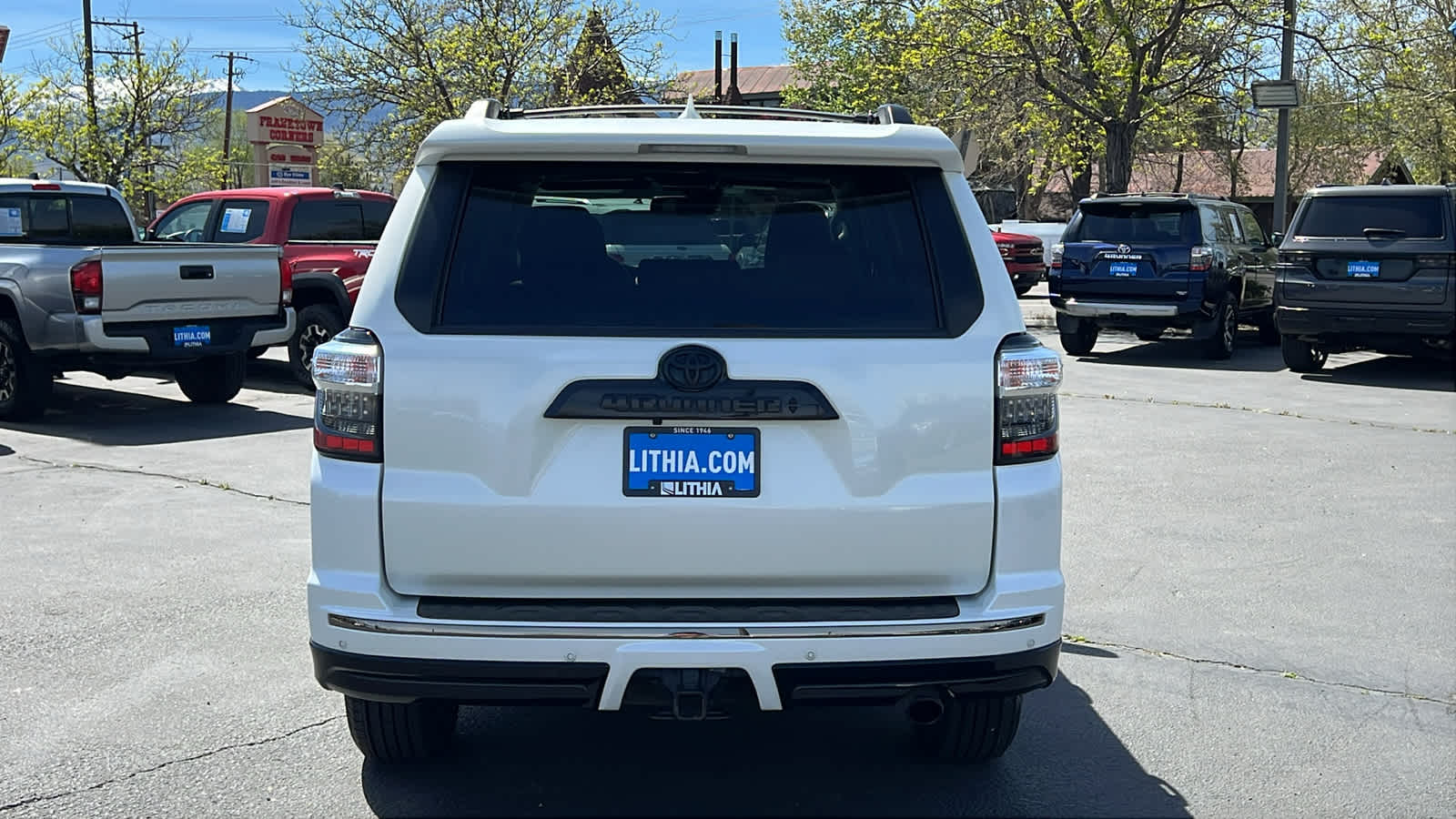 Thumbnail: 2020 Toyota 4Runner - 6