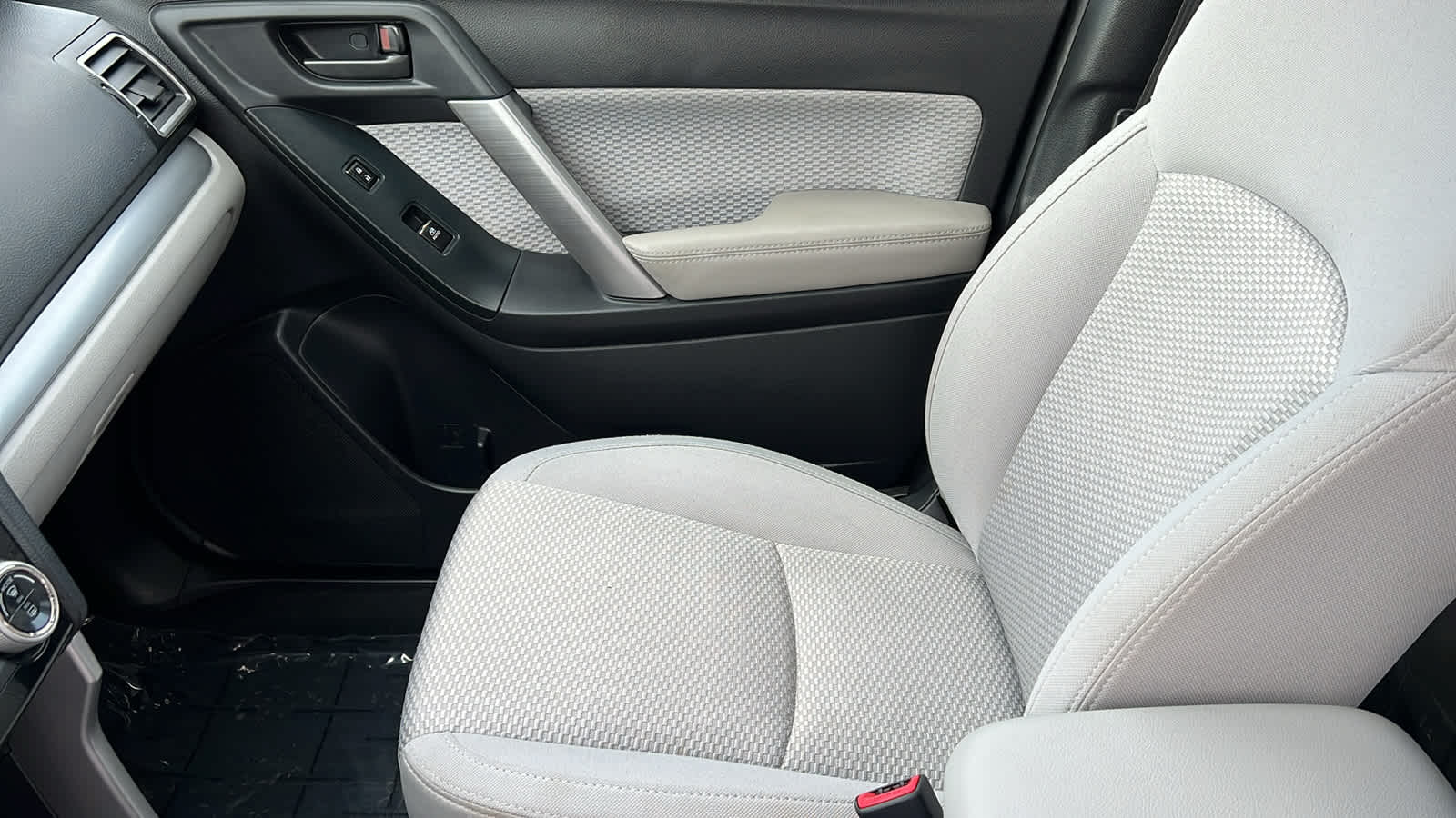 Thumbnail: 2018 Subaru Forester - 11